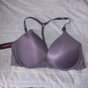 Front close bra